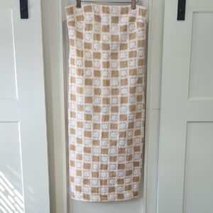 Ann Taylor Beige and Floral White Checkered Pencil Skirt Size Medium